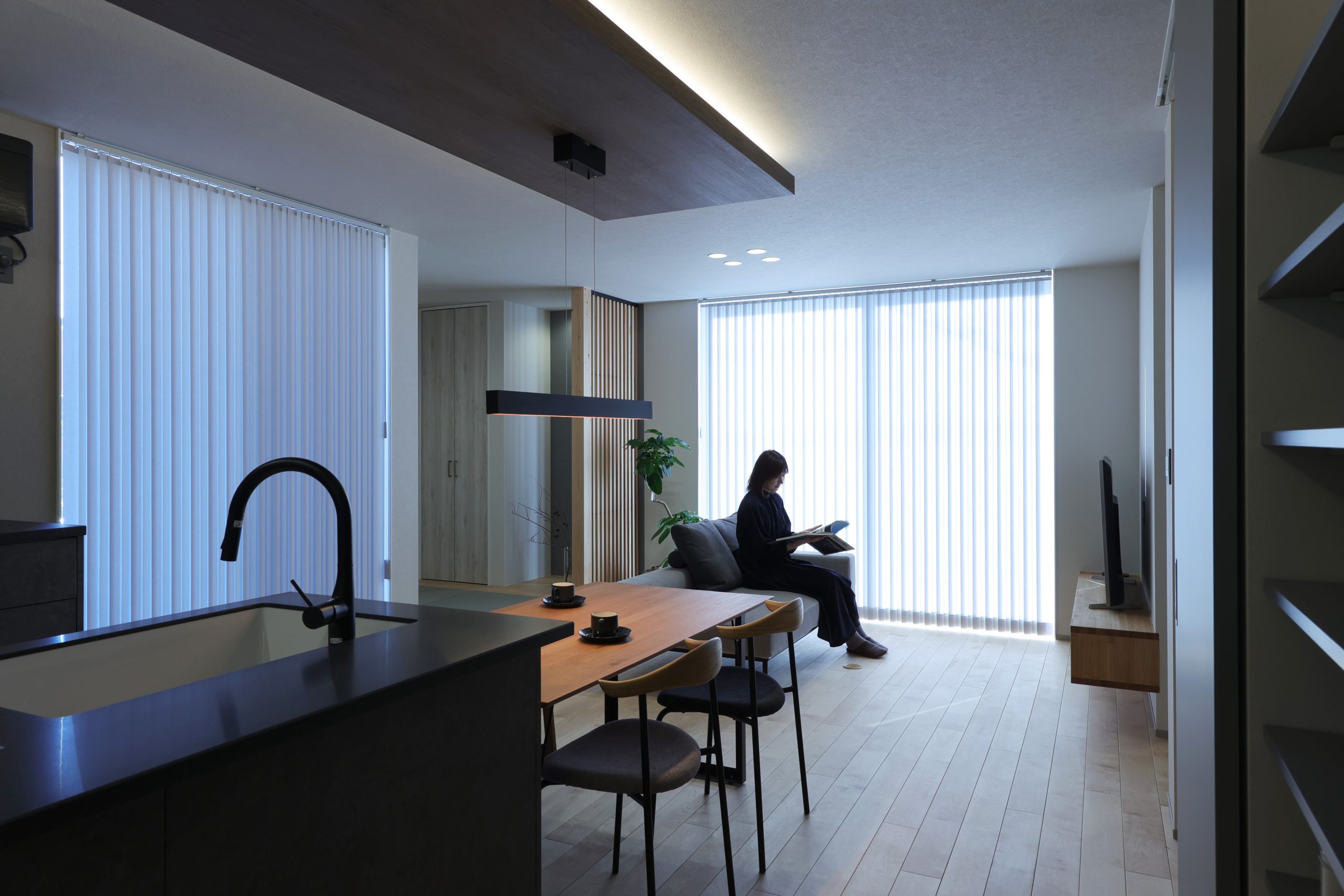 2週連続見学会開催中!!”グレーが基調のモダンな平屋”